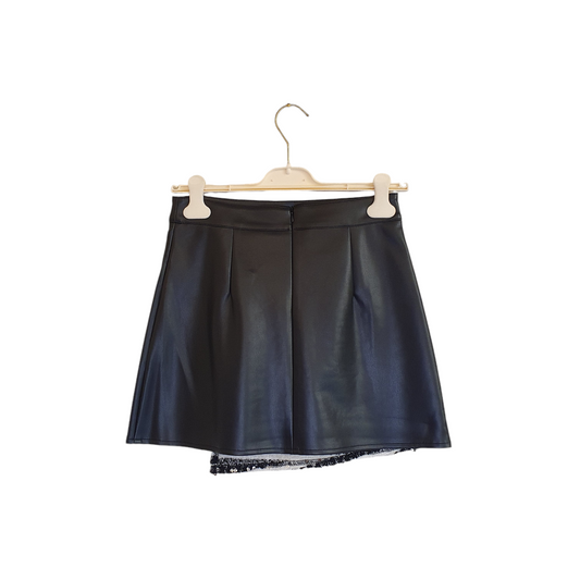 Gonna da donna in tweed e pelle, un capo unico per un look sofisticato a Fossano