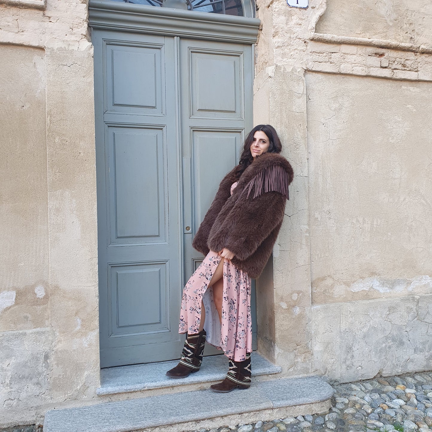 Ecopelliccia con frange marrone