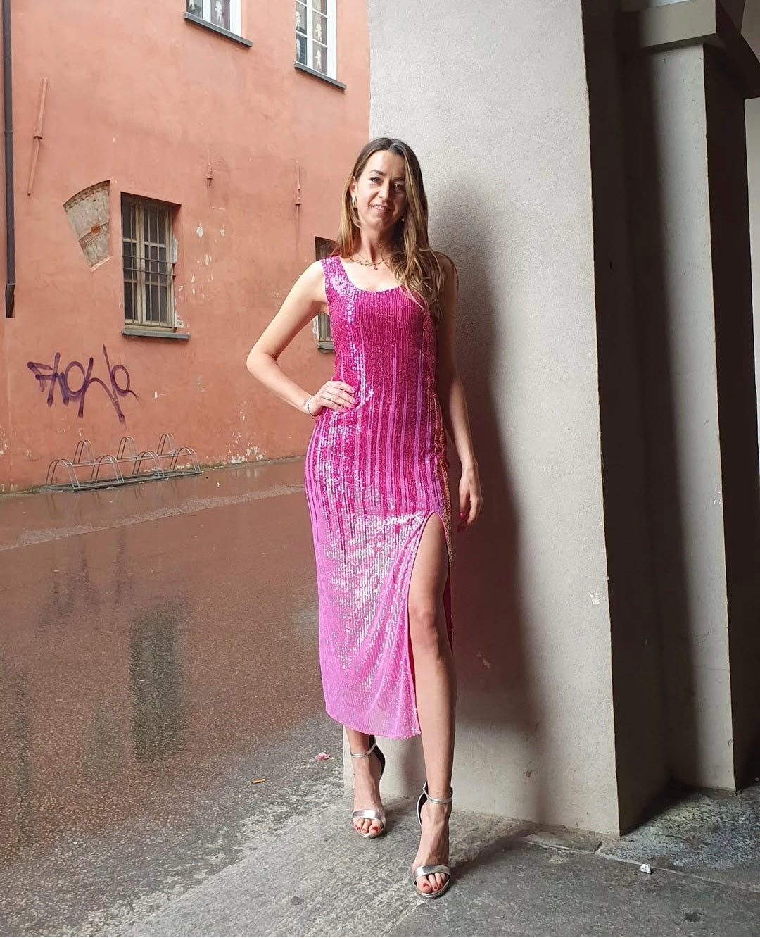 Abito lungo paiettes fucsia