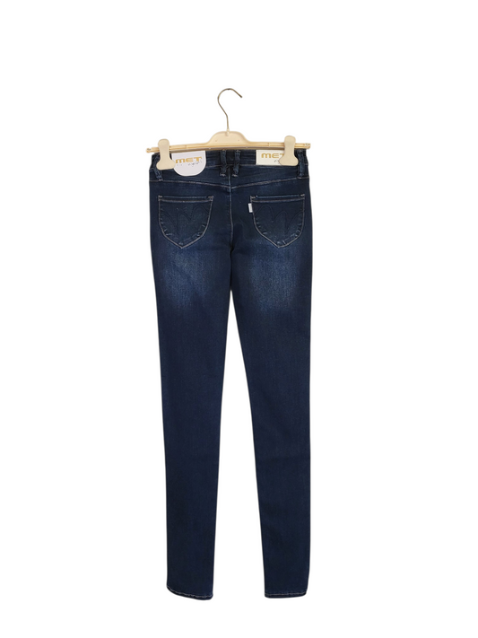 Jeans scuro fondo particolare met