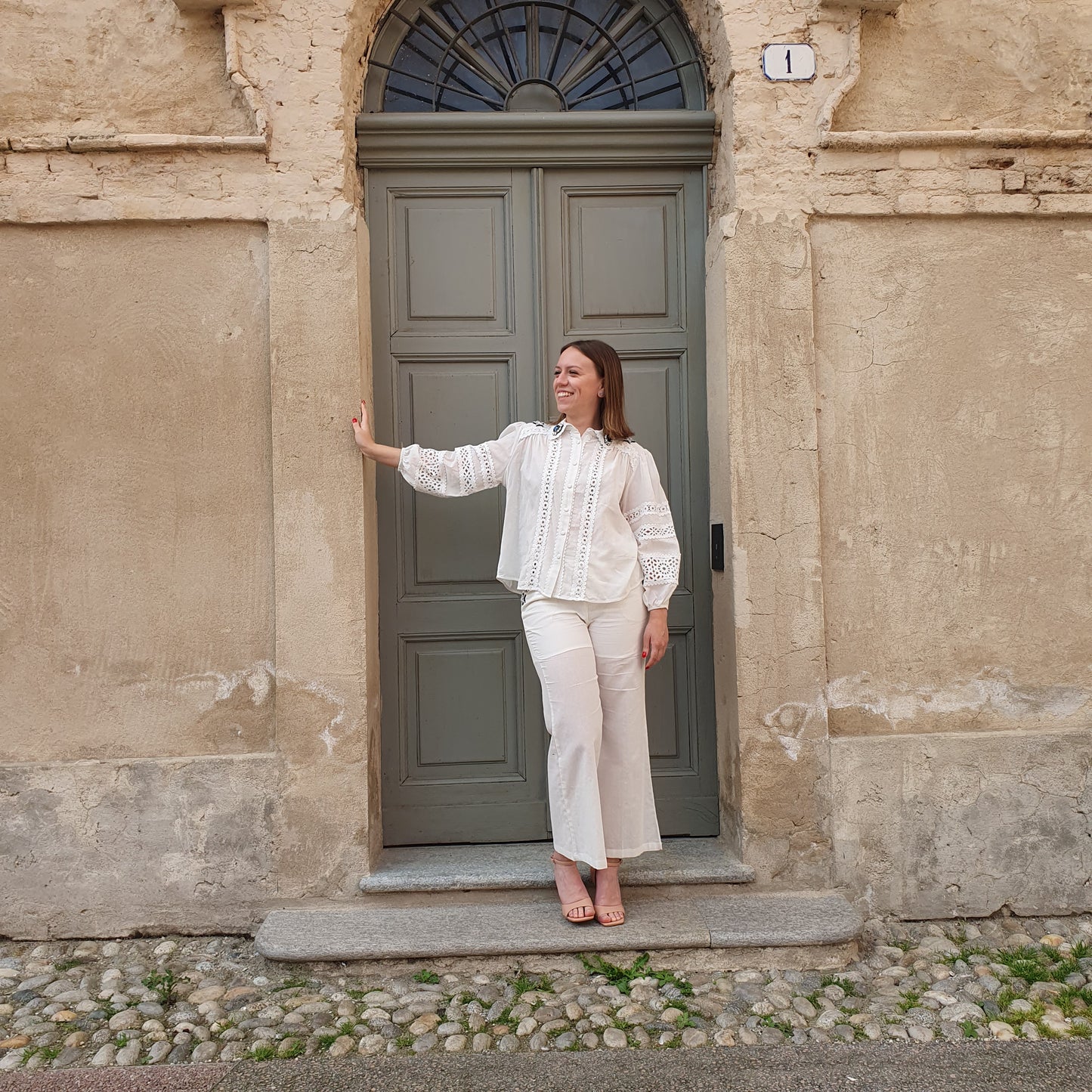 Pantaloni bianchi odi et amo