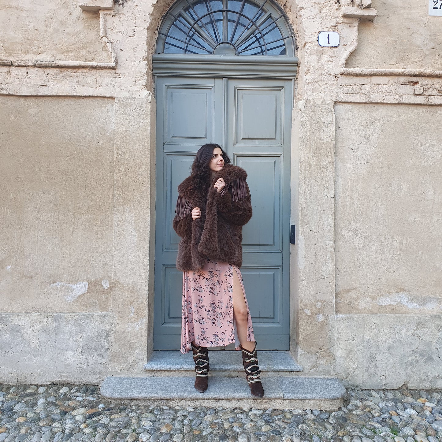 Ecopelliccia con frange marrone
