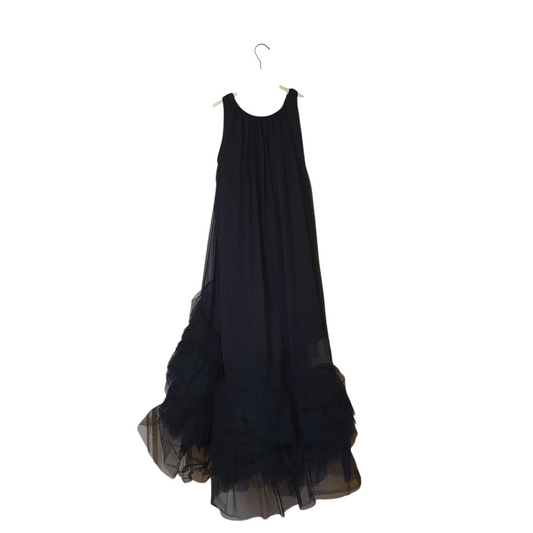 Abito in tulle con collana