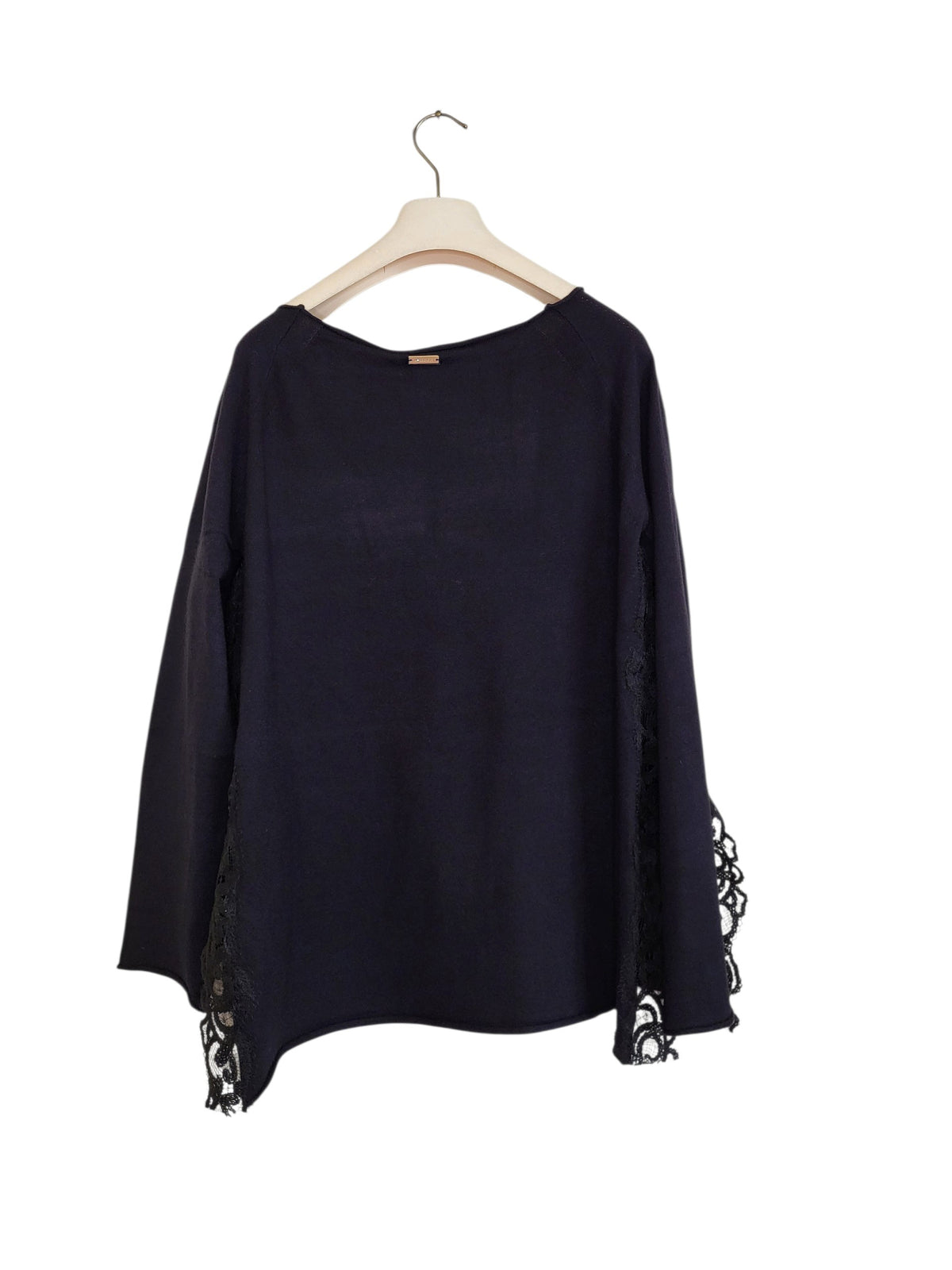 Maglia con spacchi laterali in pizzo nosecrets
