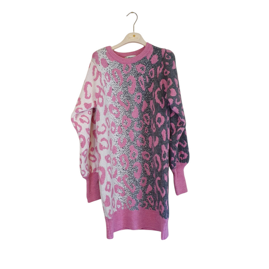 Abito-maglia maculato nei toni di rosa e grigio di Dimora, perfetto per un look elegante a Fossano