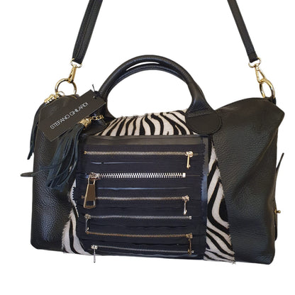 Borsa shopper da donna in colore nero con cerniere pratico e capiente ideale per look casual e quotidiani disponibile a Fossano.