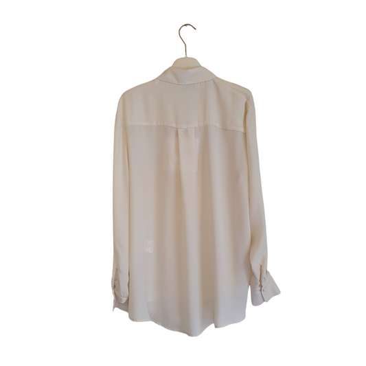 Camicia con catena panna di Odi et Amo, il capo ideale per le donne di Fossano che amano la moda sofisticata