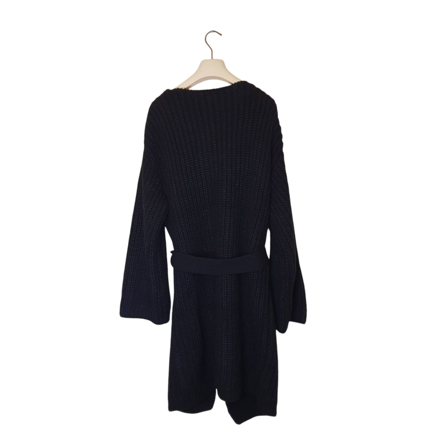 Cardigan con cintura nero di Giulia Nati, ideale per un look elegante a Fossano