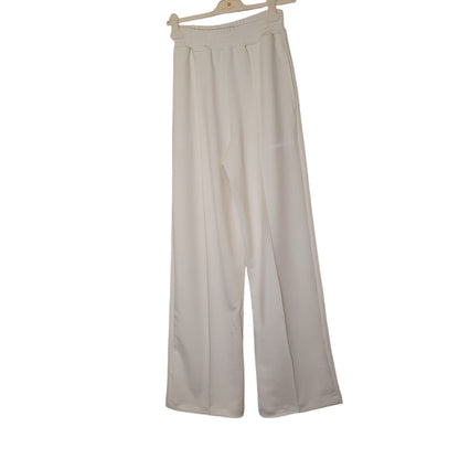 Pantalone modal da donna in tessuto beige con banda laterale adatto per look casual ed eleganti disponibile a Fossano