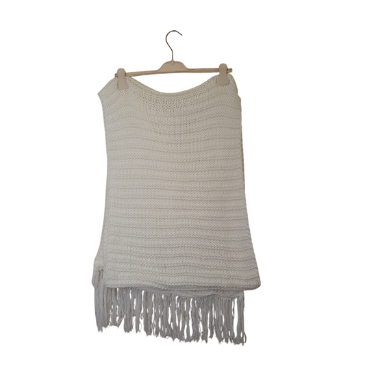 Sciarpa in maglia con frange
