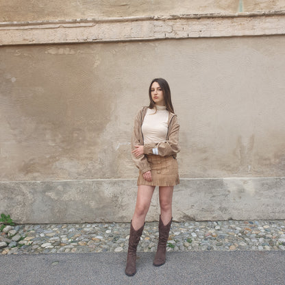 Giubbino con zip e cappuccio