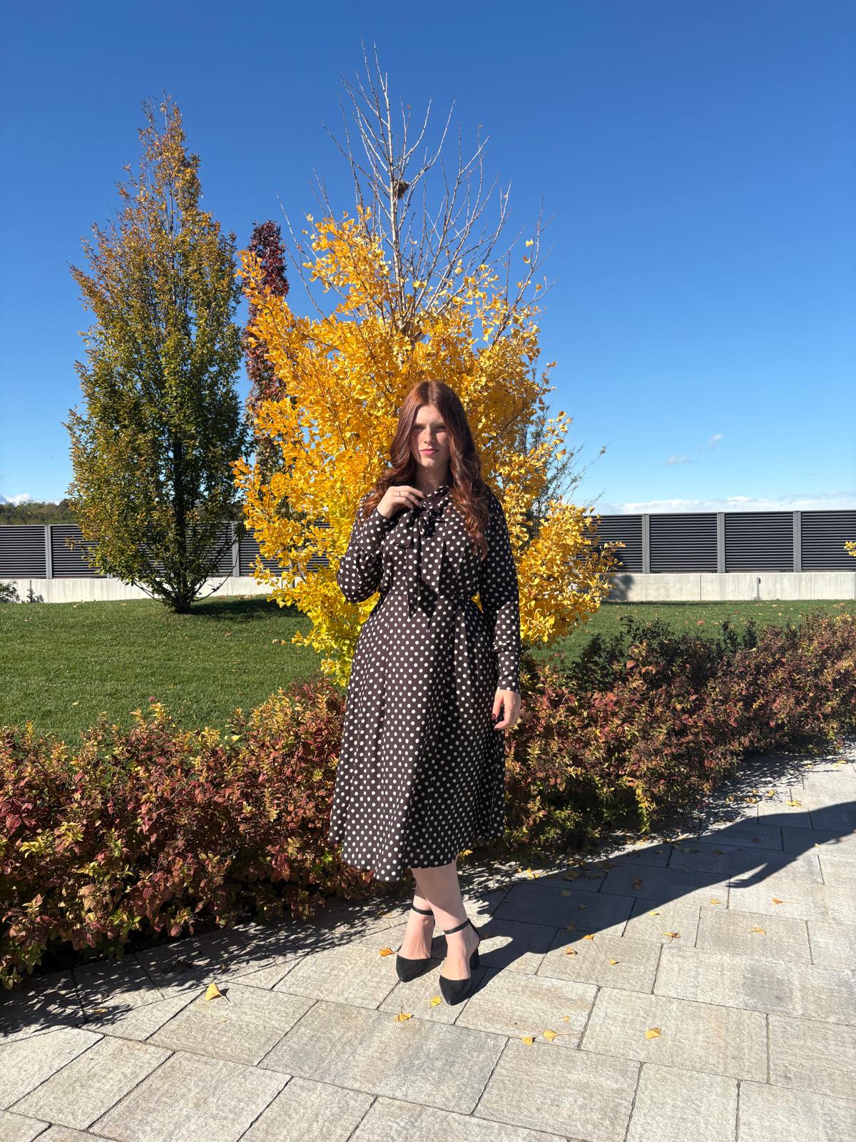 Abito a pois con fiocco