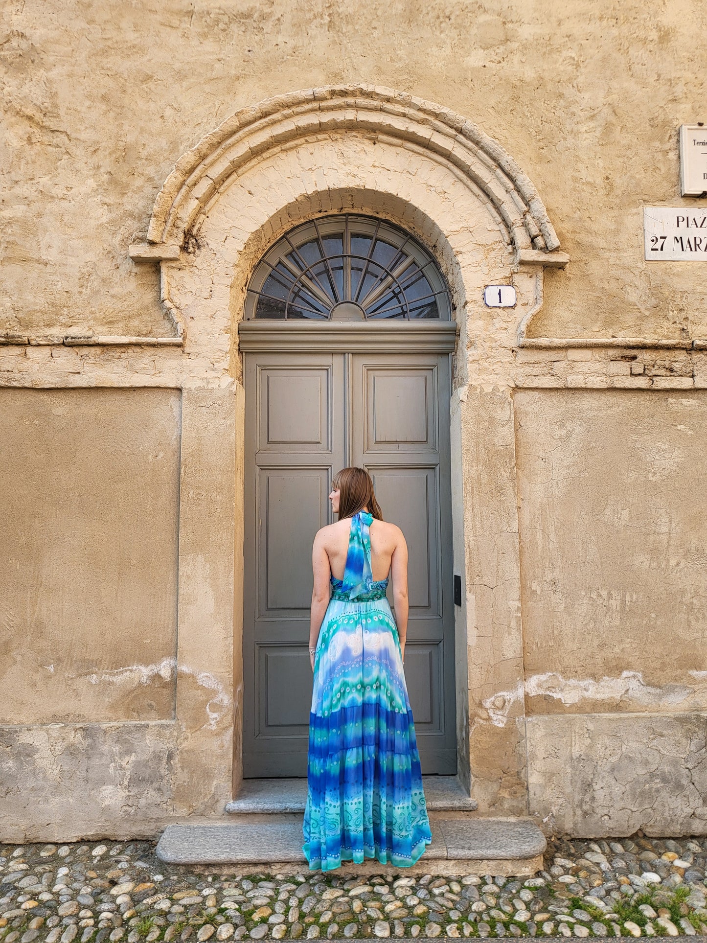 Abito scollo schiena Pho Firenze