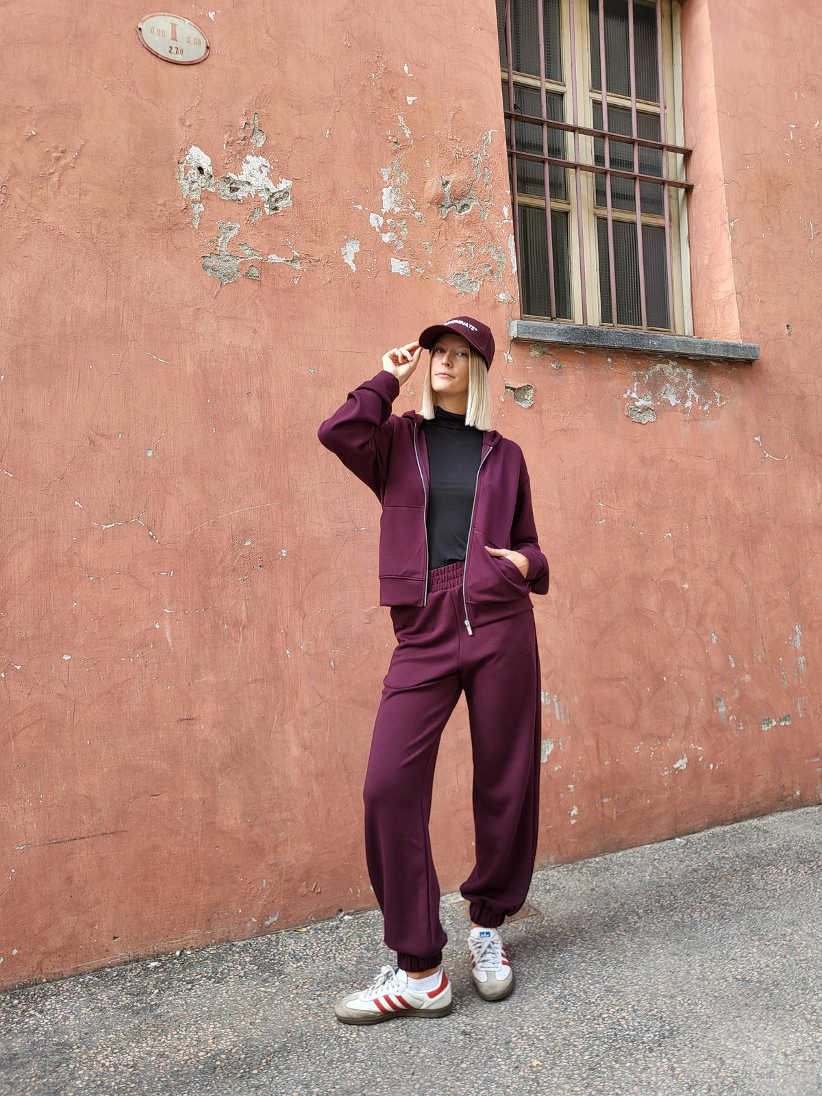 Pantalone bordeaux hinnominate