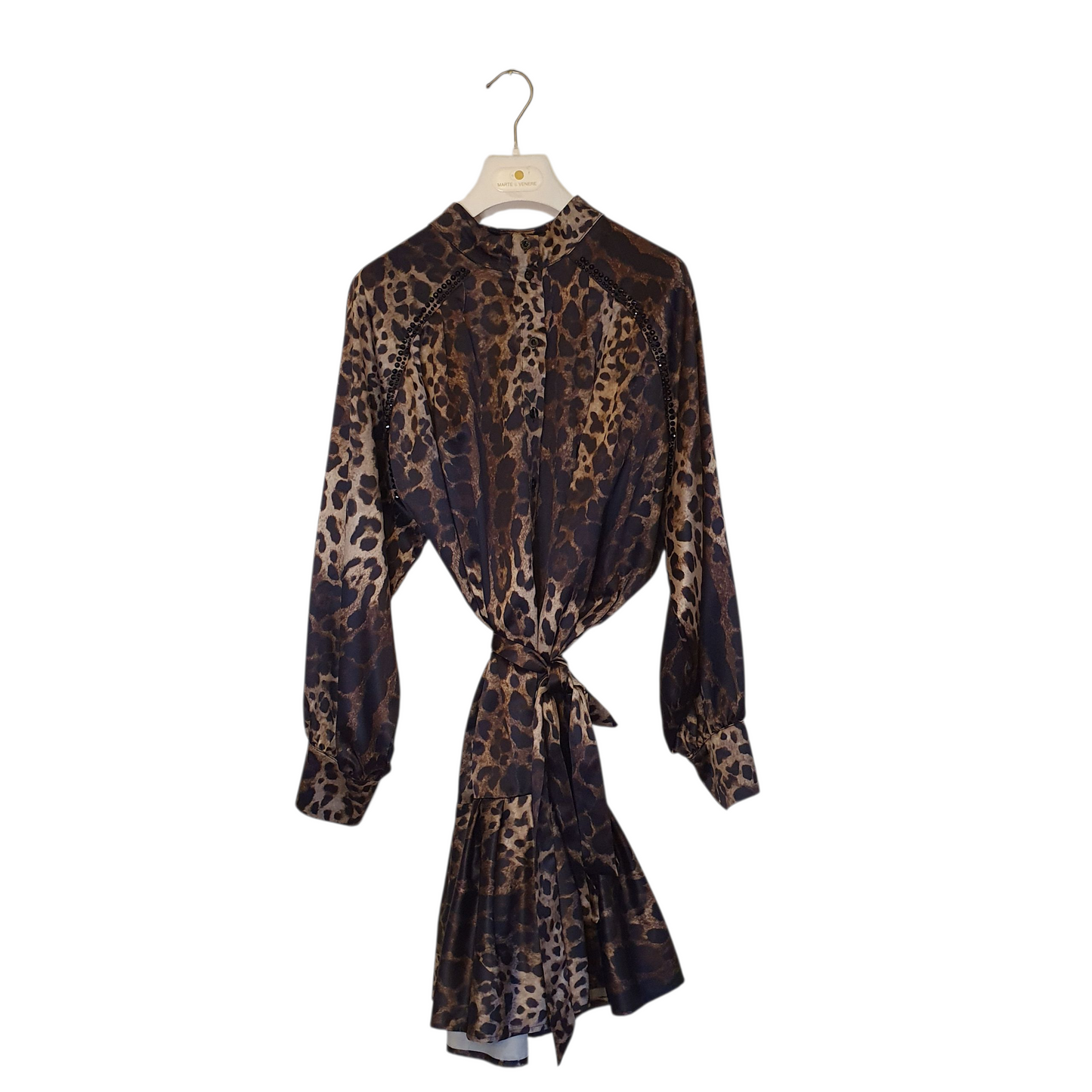 Abito maculato odi et amo