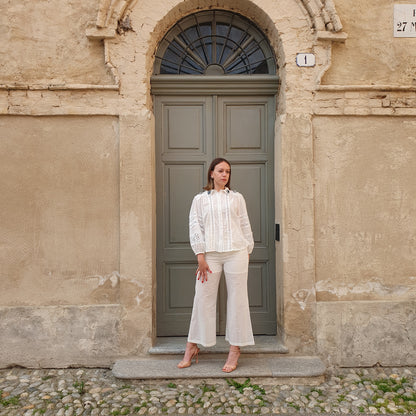 Pantaloni bianchi odi et amo