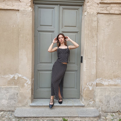 Top a pois con scollo a cuore